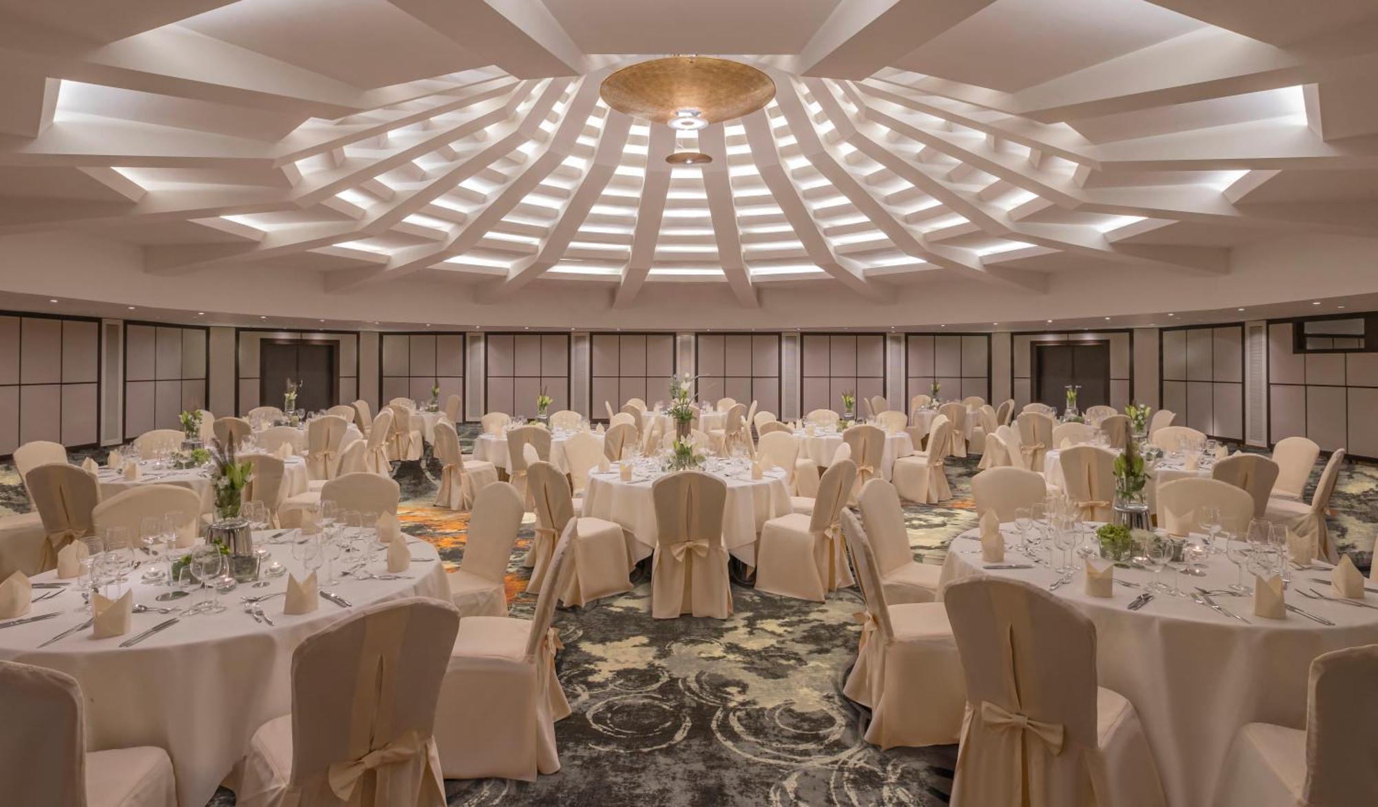 Clayton Hotel Dusseldorf City Centre Zewnętrze zdjęcie