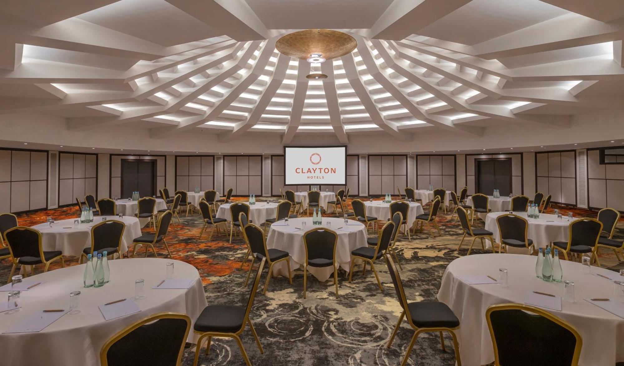 Clayton Hotel Dusseldorf City Centre Zewnętrze zdjęcie